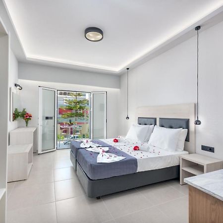 Breeze Luxury Rooms Laganas Esterno foto