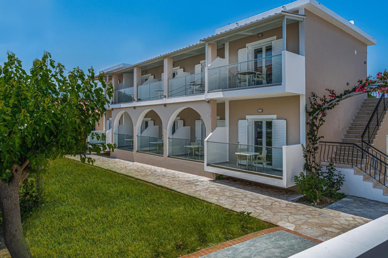 Breeze Luxury Rooms Laganas Esterno foto